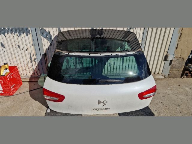 bontott CITROËN DS5 Csomagtérajtó (Részeivel)