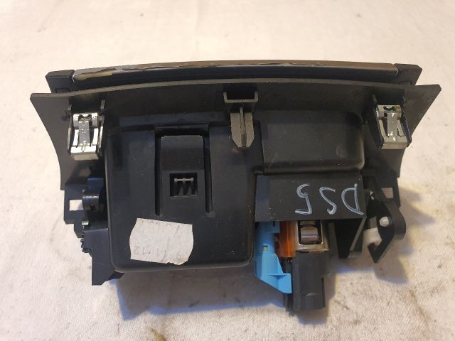 bontott CITROËN DS5 Első Hamutartó