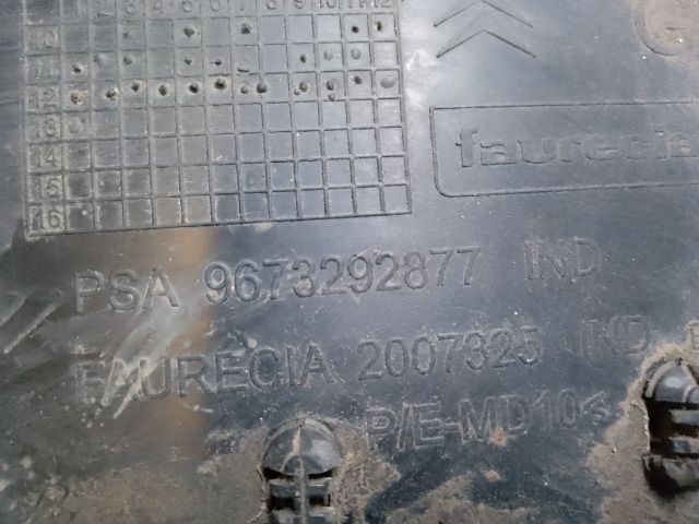 bontott CITROËN DS5 Első Lökhárító Légterelő