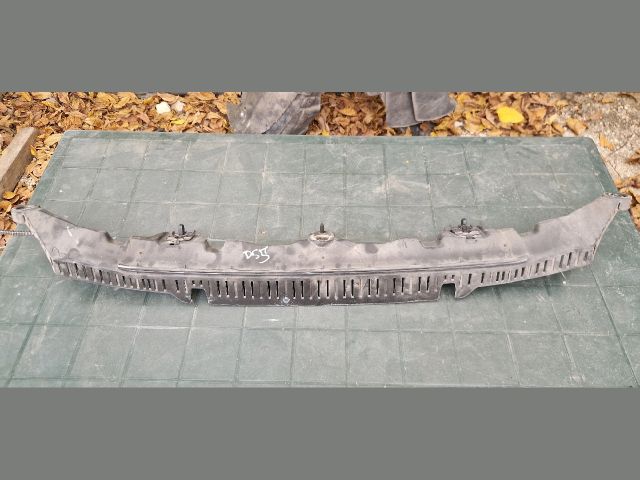 bontott CITROËN DS5 Hátsó középső Lökhárító Tartó (Műanyag)