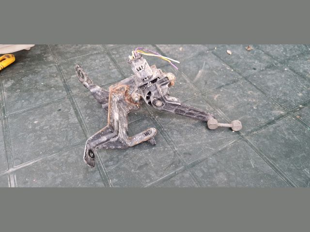 bontott CITROËN DS5 Hátsó Xenon Szintszabályzó Jeladó