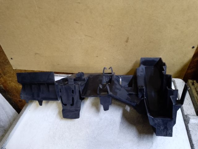 bontott CITROËN DS5 Jobb első Lökhárító Tartó (Műanyag)