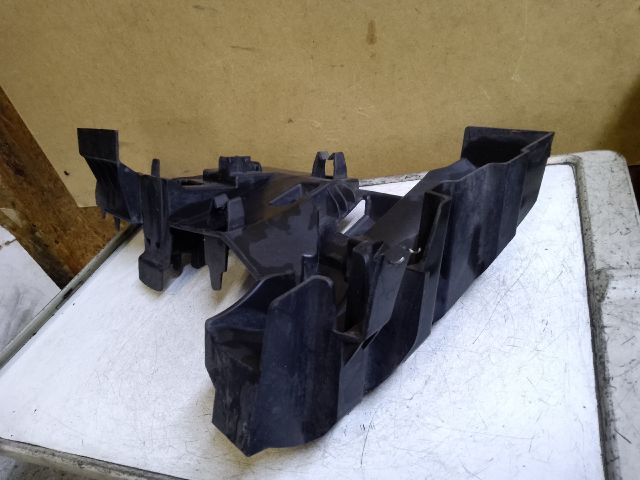 bontott CITROËN DS5 Jobb első Lökhárító Tartó (Műanyag)