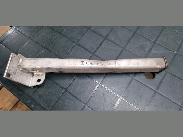 bontott CITROËN DS5 Jobb Lökhárító Tartó Nyúlványvég