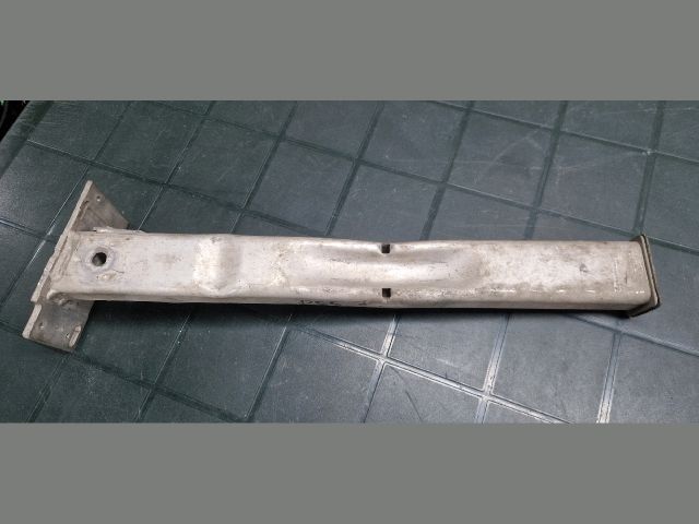 bontott CITROËN DS5 Jobb Lökhárító Tartó Nyúlványvég