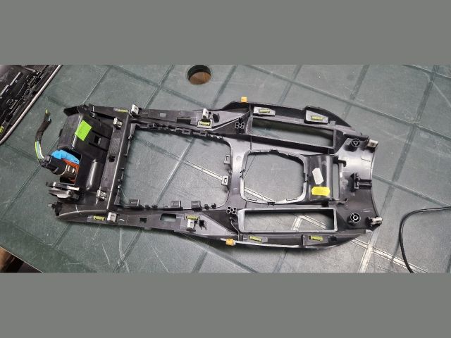 bontott CITROËN DS5 Középkonzol Keret