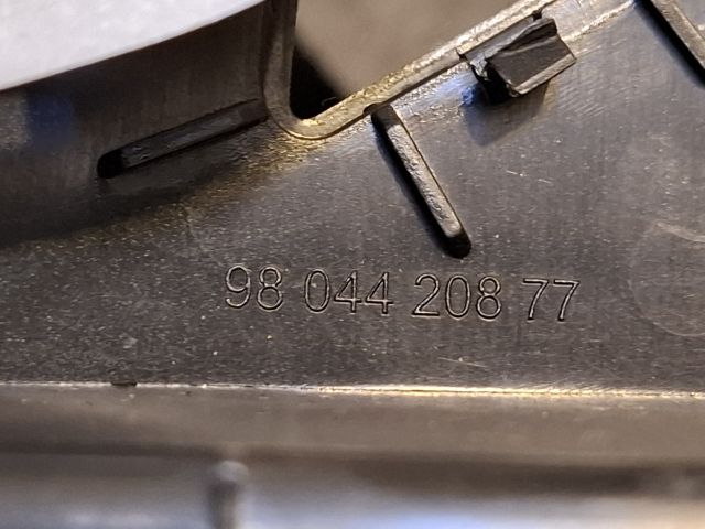 bontott CITROËN DS5 Középkonzol Keret