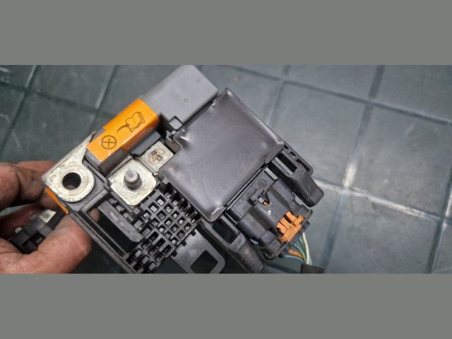 bontott CITROËN DS5 Pozitív Kábel Elosztó