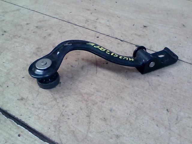 bontott CITROËN EVASION Tolóajtó Sín Görgő