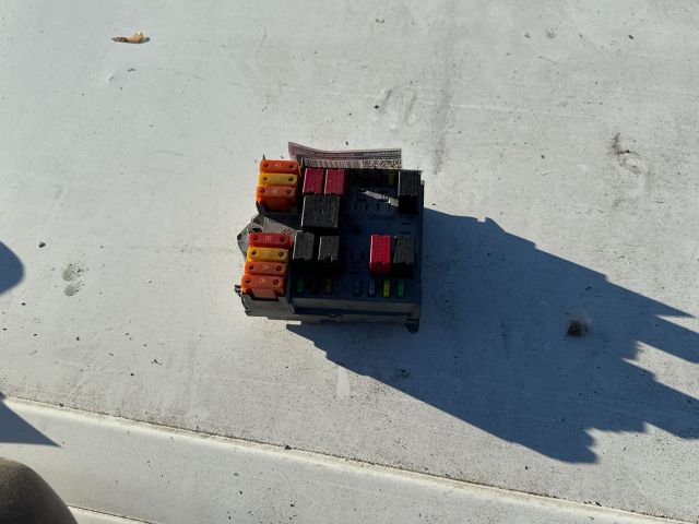 bontott CITROËN JUMPER Biztosítéktábla Motortér