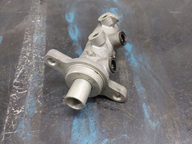 bontott CITROËN JUMPER Főfékhenger