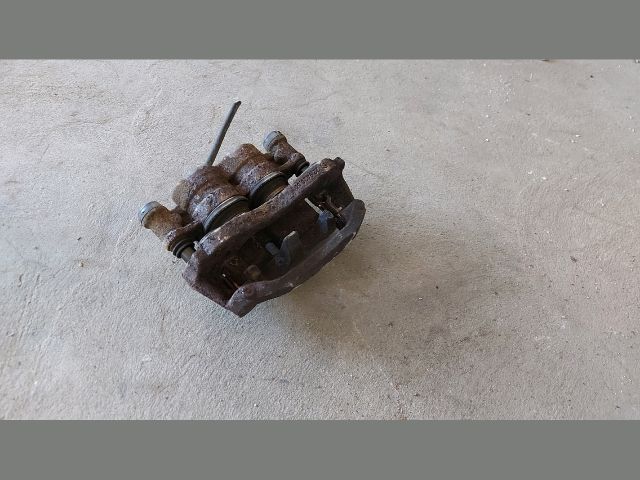 bontott CITROËN JUMPER Jobb első Féknyereg Munkahengerrel