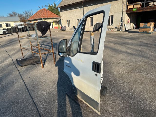 bontott CITROËN JUMPER Bal első Ajtó (Részeivel)