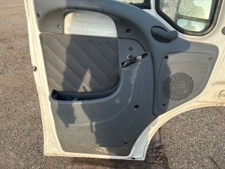 bontott CITROËN JUMPER Bal első Ajtó (Részeivel)
