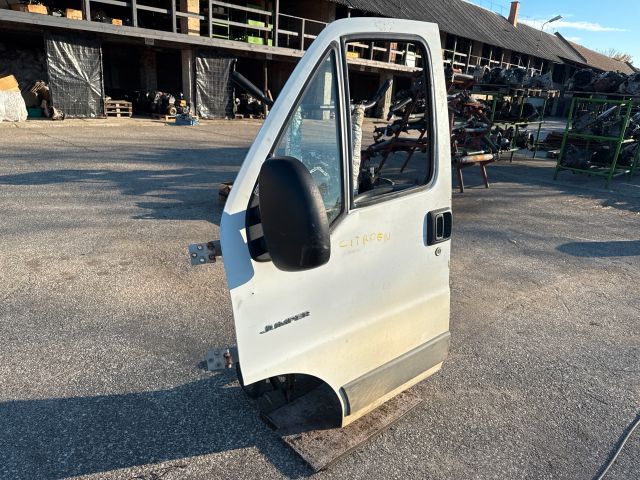 bontott CITROËN JUMPER Bal első Ajtó (Részeivel)