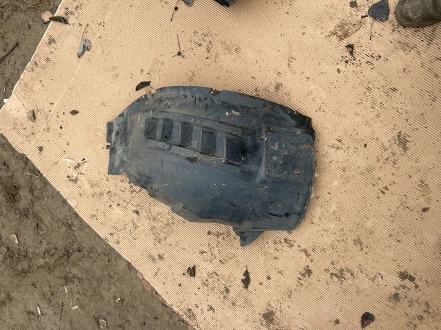 bontott CITROËN JUMPER Bal első Dobbetét (Kerékjárati, Műanyag)