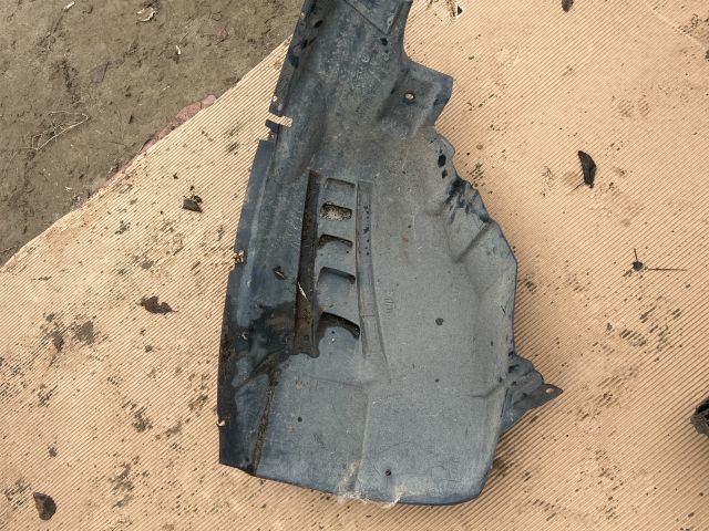 bontott CITROËN JUMPER Bal első Dobbetét (Kerékjárati, Műanyag)