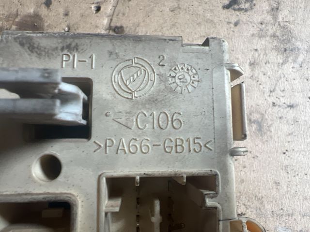 bontott CITROËN JUMPER Biztosítéktábla Utastér