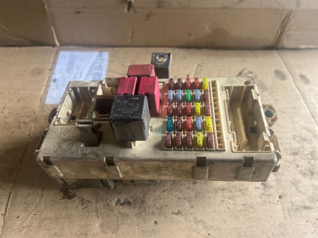 bontott CITROËN JUMPER Biztosítéktábla Utastér