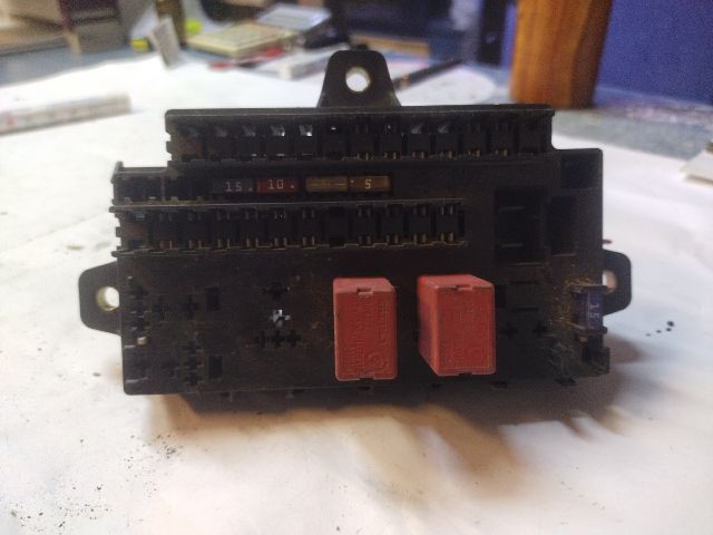 bontott CITROËN JUMPER Biztosítéktábla Utastér