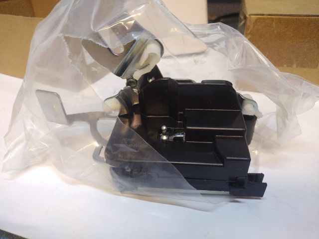 bontott CITROËN JUMPER Csomagtérajtó Zárszerkezet