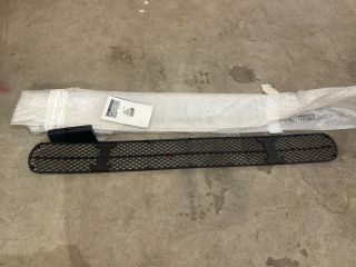 bontott CITROËN JUMPER Első Lökhárító Alsó Középső Díszrács