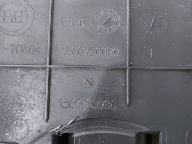 bontott CITROËN JUMPER Generátor Burkolat