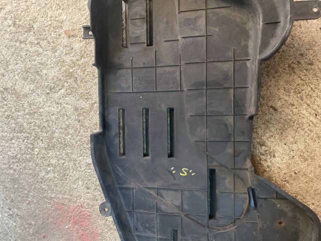 bontott CITROËN JUMPER Generátor Burkolat