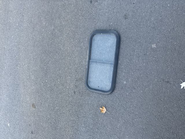 bontott CITROËN JUMPER Hátsó Szélvédő