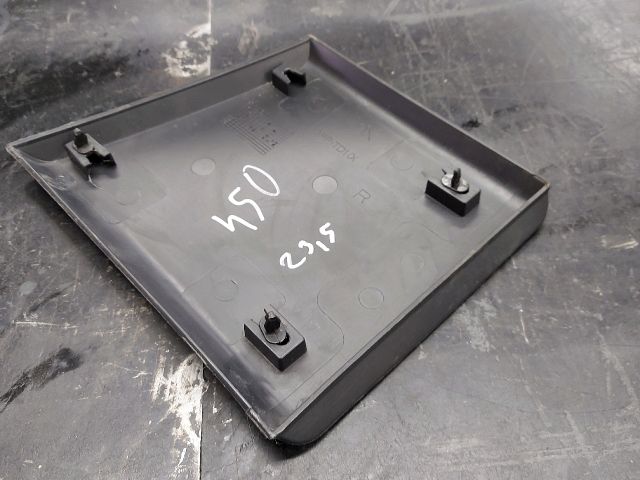 bontott CITROËN JUMPER III Bal B Oszlop Díszléc