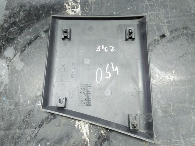 bontott CITROËN JUMPER III Bal B Oszlop Díszléc