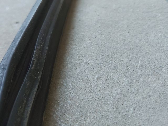 bontott CITROËN JUMPER III Csomagtérajtó Gumikéder