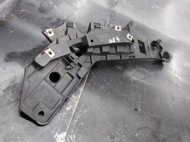 bontott CITROËN JUMPER III Jobb első Oldal Lökhárító Tartó (Műanyag)