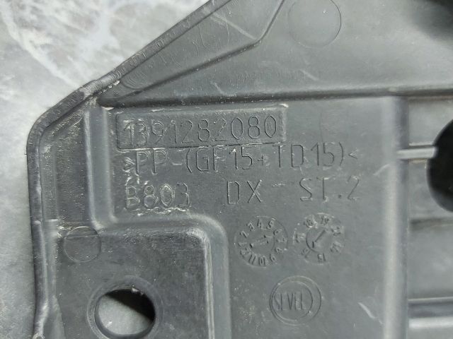 bontott CITROËN JUMPER III Jobb első Oldal Lökhárító Tartó (Műanyag)