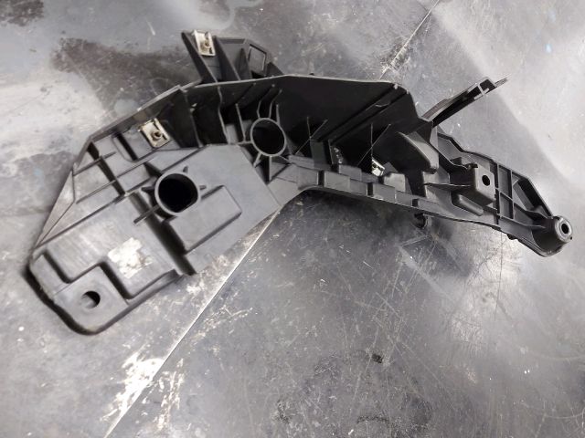 bontott CITROËN JUMPER III Jobb első Oldal Lökhárító Tartó (Műanyag)