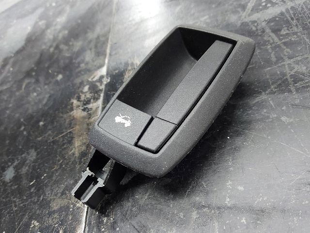 bontott CITROËN JUMPER III Motorháztető Nyitó Kar / Gomb