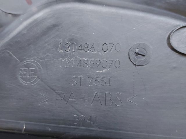 bontott CITROËN JUMPER III Rádió / CD Keret