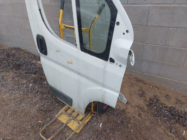 bontott CITROËN JUMPER Jobb első Ajtó (Részeivel)