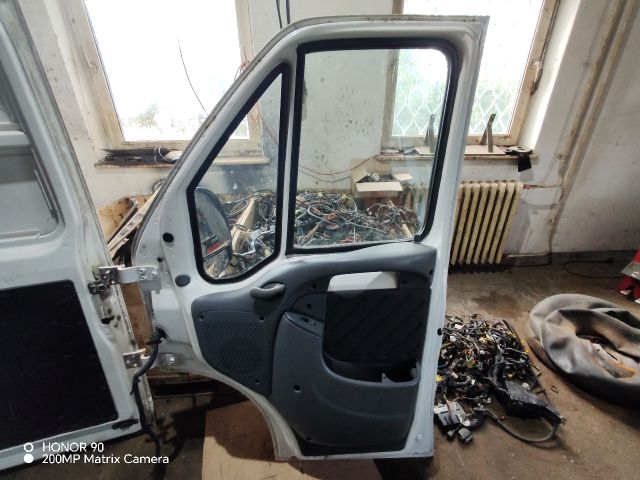 bontott CITROËN JUMPER Jobb első Ajtó (Részeivel)