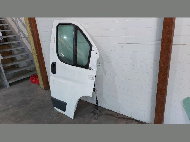 bontott CITROËN JUMPER Jobb első Ajtó (Részeivel)