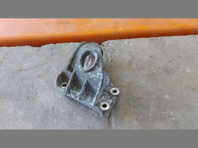 bontott CITROËN JUMPER Jobb első Féltengely Tartó