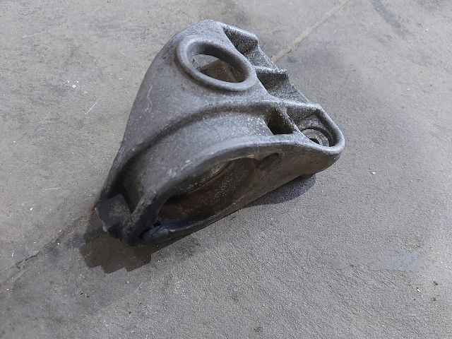 bontott CITROËN JUMPER Jobb első Féltengely Tartó