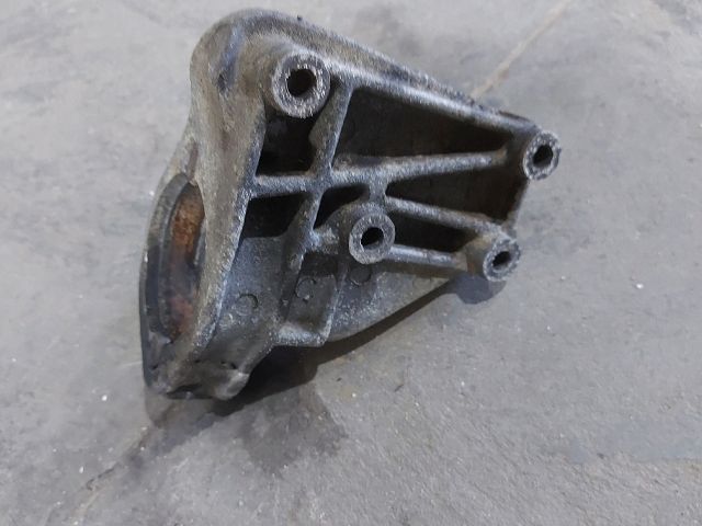 bontott CITROËN JUMPER Jobb első Féltengely Tartó