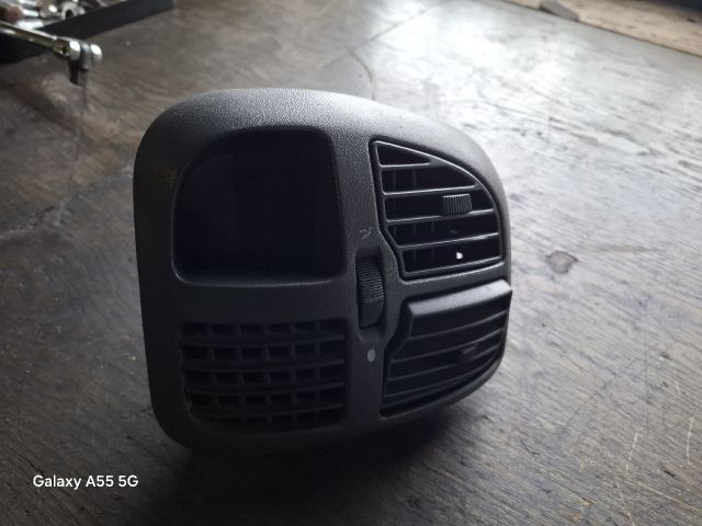 bontott CITROËN JUMPER Középső Szellőző