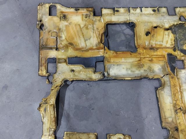 bontott CITROËN JUMPER Padlószőnyeg