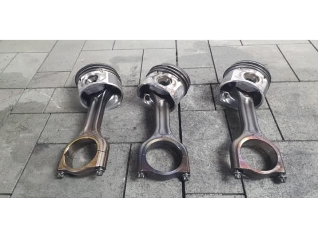 bontott CITROËN JUMPY Dugattyú