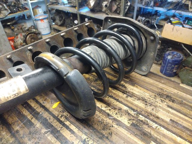 bontott CITROËN JUMPY Jobb első Gólyaláb (Lengécsillapító, Rugó)