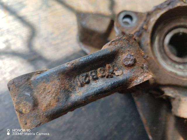 bontott CITROËN JUMPY Bal első Csonkállvány Kerékaggyal