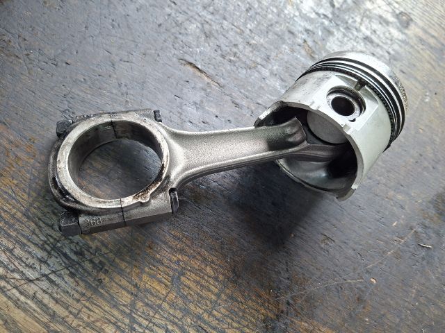 bontott CITROËN JUMPY Dugattyú és Hajtókar