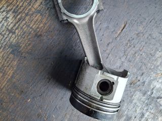 bontott CITROËN JUMPY Dugattyú és Hajtókar